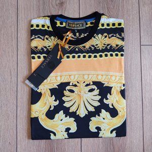 Cotton And Short Sleeve Versace Tee!